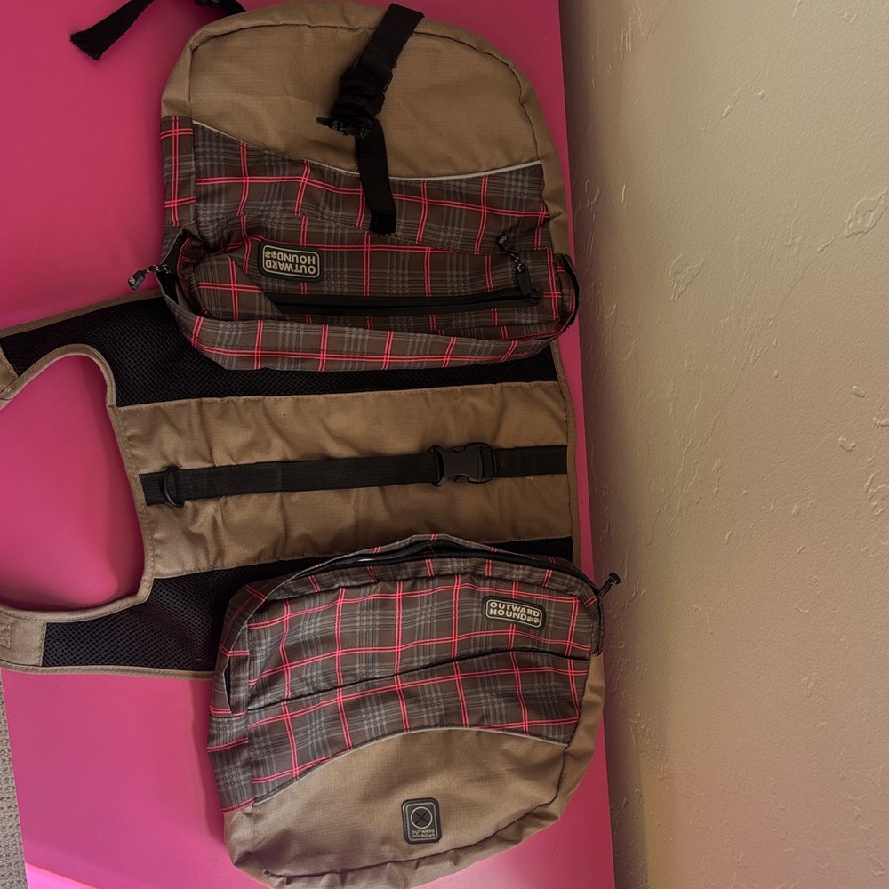 Dog Pink, Tan and Black Outward Hound Wearable Pack